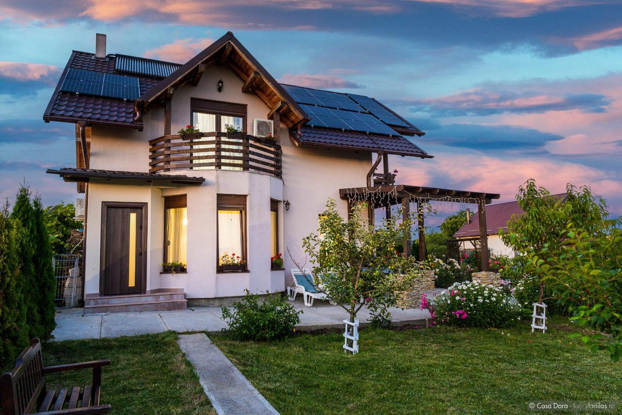 Hotel Casa Dora Suczawa Zewnętrze zdjęcie