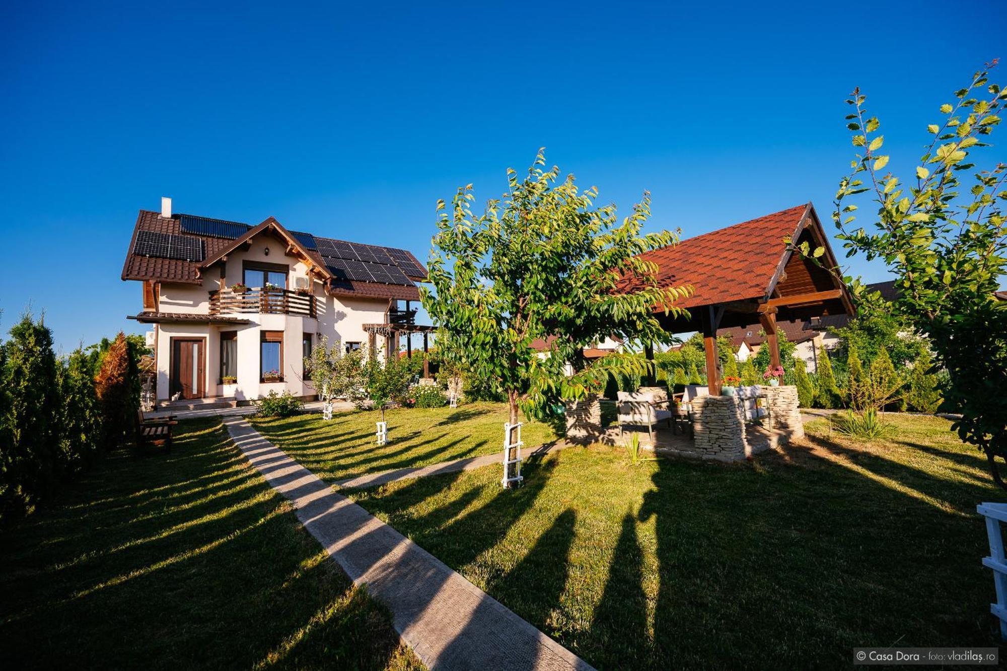 Hotel Casa Dora Suczawa Zewnętrze zdjęcie